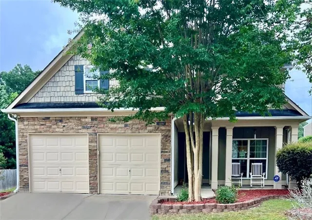 Single family home for sale at 1116 Silverbrooke Dr, Powder Springs, GA 30127 | MLS# 7758598