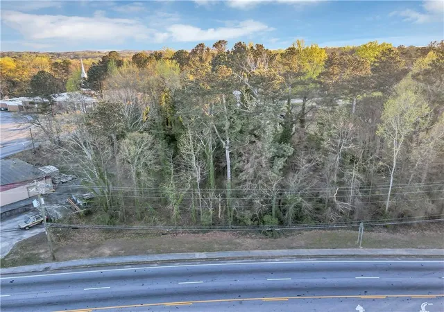3rd image of 1587 Veterans Memorial Hwy Sw, Mableton, GA 30126 | MLS# 7815487