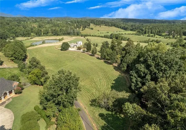 Photo 2 of Sale Pending at 405 Thrasher Ln, Jasper, GA 30143 | MLS# 7577184 | Listing updated on 2026-03-19