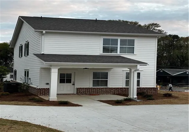 Photo 2 of Single family home for sale at 303 Fraiser St, Marietta, GA 30060 | MLS# 7807787 | Listing updated on 2026-07-22