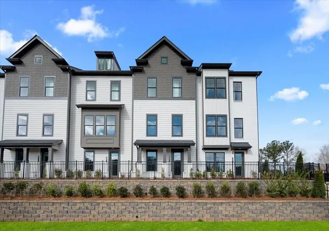 2nd image of 1851 Marisol Cir Nw, Kennesaw, GA 30144 | MLS# 7774775