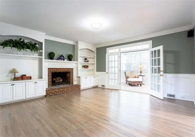 Photo 4 of Single family home for sale at 2651 Brentford Ln, Snellville, GA 30078 | MLS# 7798154 | Listing updated on 2026-08-21