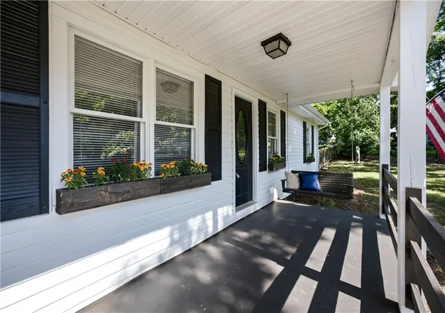 2nd image of 467 Sanders St, Clarkesville, GA 30523 | MLS# 7787429