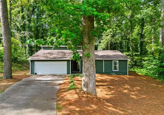 2nd image of 4738 Jamerson Forest Cir, Marietta, GA 30066 | MLS# 7793255