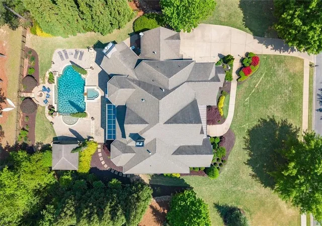 Photo 4 of Single family home for sale at 1225 Waterfall Ln, Acworth, GA 30101 | MLS# 7750968 | Listing updated on 2026-07-18