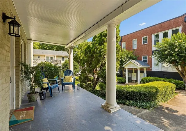 Homes for sale in Atlanta, GA | 866 Briarcliff Rd Ne #B2, Atlanta, GA 30306 | MLS# 7801757