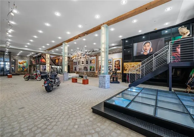 Photo 3 of Condo for sale at 175 Peters St SW, Atlanta, GA 30313 | MLS# 7784475 | Listing updated on 2026-07-09