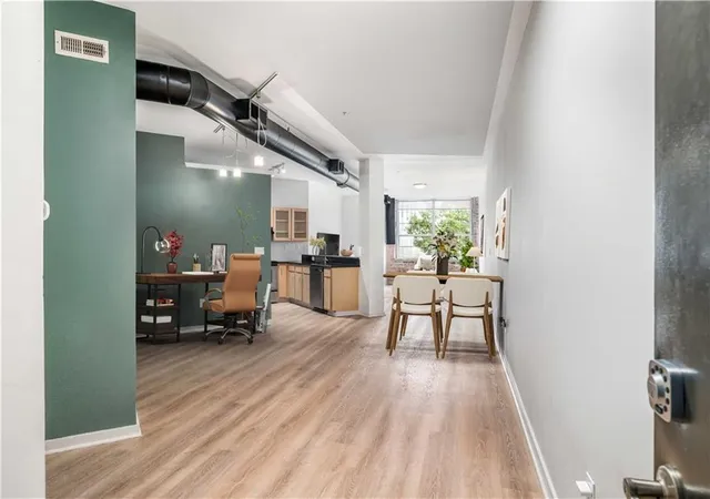 2nd image of 800 Peachtree St Ne #8529-0, Atlanta, GA 30308 | MLS# 7742601