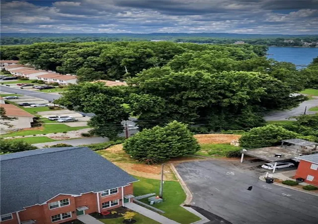 Photo 3 of Condo for sale at 2451 Ter View Nw, Gainesville, GA 30501 | MLS# 7817553 | Listing updated on 2026-08-25
