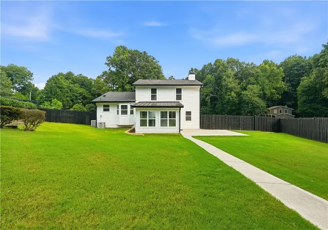 30th image of 880 The Cir, Lawrenceville, GA 30043 | MLS# 7800279