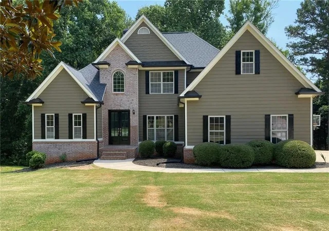 Photo 1 of Sale Pending at 623 Henning Dr, Winder, GA 30680 | MLS# 7799332 | Listing updated on 2026-09-01