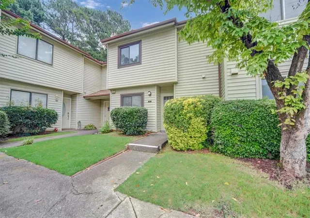 5th image of 1182 Country Ct, Lawrenceville, GA 30044 | MLS# 7813271
