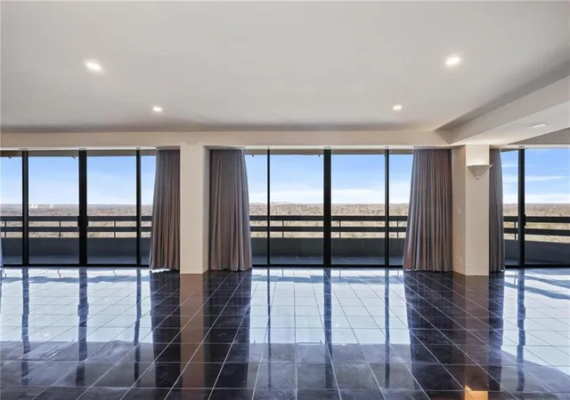 1st image of 2660 Peachtree Rd Nw #26CD, Atlanta, GA 30305 | MLS# 7712517
