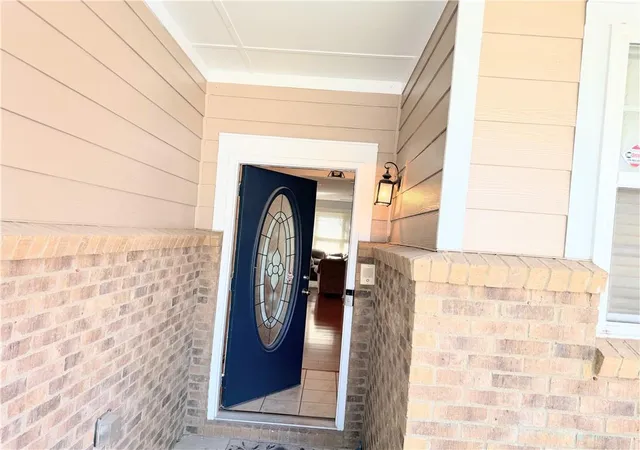 Photo 2 of Sale Pending at 1075 Brittania Rd, Stone Mountain, GA 30083 | MLS# 7818058 | Listing updated on 2026-08-28
