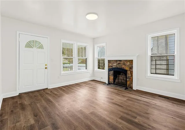 4th image of 1829 Mercer Ave, Atlanta, GA 30337 | MLS# 7742158