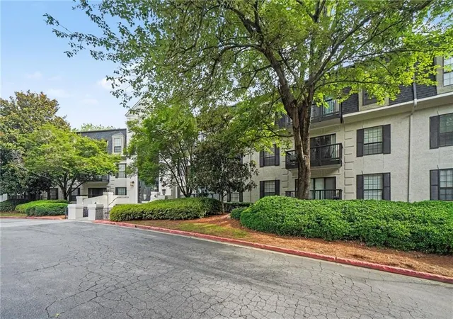 Photo 2 of Sale Pending at 4105 Pine Hts Dr Ne, Atlanta, GA 30324 | MLS# 7791594 | Listing updated on 2026-09-14