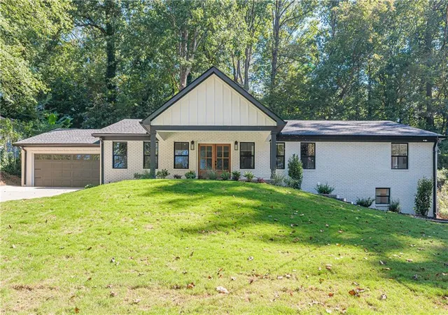 Photo 1 of Single family home for sale at 6835 Castleton Dr, Sandy Springs, GA 30328 | MLS# 7857130 | Listing updated on 2026-10-25