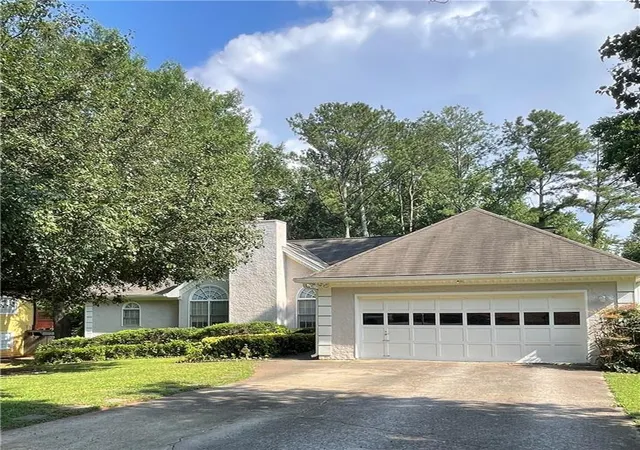 1st image of 705 Birch Ridge Dr, Roswell, GA 30076 | MLS# 7796834