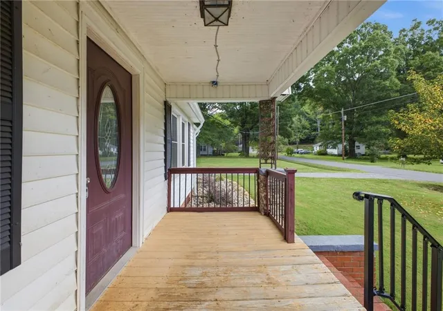 2nd image of 38 Nelson St Se, Silver Creek, GA 30173 | MLS# 7823076