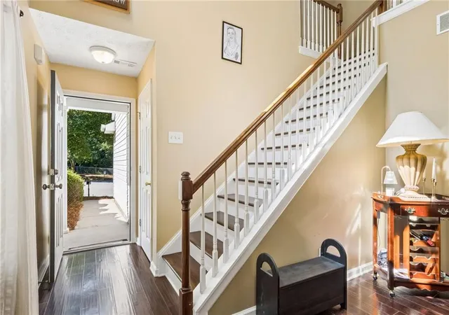 Photo 4 of Single family home for sale at 2470 Keenland Ct, Cumming, GA 30040 | MLS# 7783008 | Listing updated on 2026-10-03