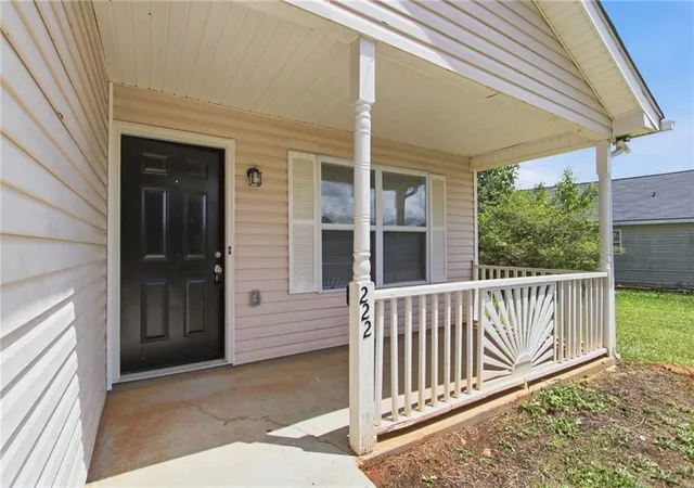 Homes for sale in Social Circle, GA | 222 Dove Pl, Social Circle, GA 30025 | MLS# 7789708