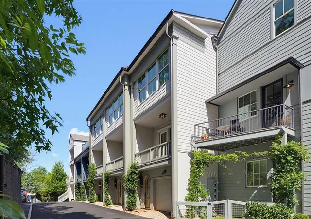 Photo 2 of Townhouse for sale at 230 Colebrook St Ne, Atlanta, GA 30307 | MLS# 7805066 | Listing updated on 2026-09-09
