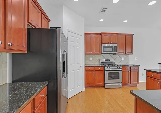 5th image of 5608 Avonley Creek Dr, Sugar Hill, GA 30518 | MLS# 7782935