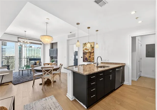 Photo 2 of Condo for sale at 3325 Piedmont Rd Ne #2407, Atlanta, GA 30305 | MLS# 7815028 | Listing updated on 2026-08-05