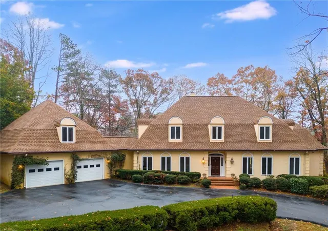 Single Family Residence at 4010 Paper Ml Rd SE, Marietta, GA 30067 | MLS# 7496916 | | Sold on 2025-01-30