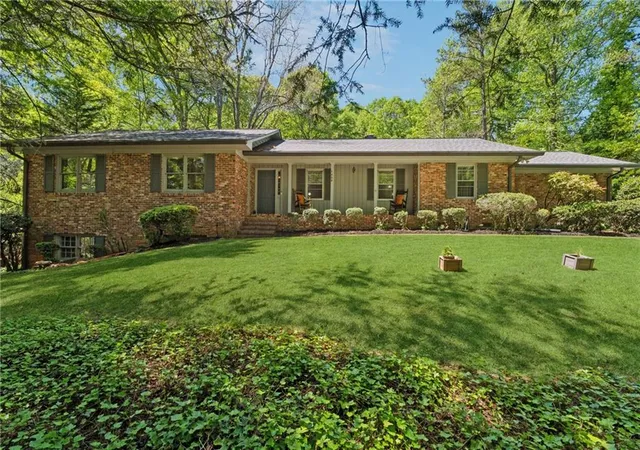 1st image of 1387 Springdale Rd, Gainesville, GA 30501 | MLS# 7740961