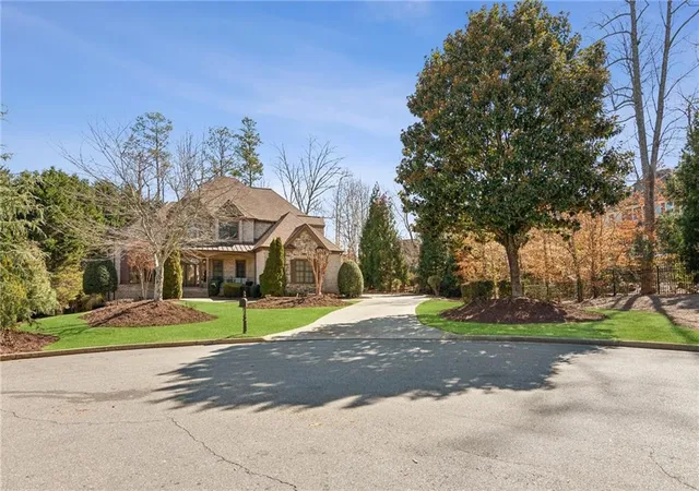 Photo 2 of Single family home for sale at 5640 Copper Crk Pass, Cumming, GA 30040 | MLS# 7754796 | Listing updated on 2026-10-28