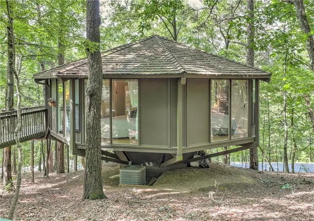 3rd image of 196 Treetopper Cir, Jasper, GA 30143 | MLS# 7745089