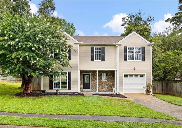 Photo 1 of Single family home for sale at 1682 Harvest Hl Ln Nw, Kennesaw, GA 30144 | MLS# 7791374 | Listing updated on 2026-09-18