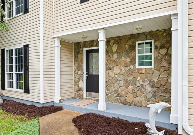 Photo 3 of Single family home for sale at 1682 Harvest Hl Ln Nw, Kennesaw, GA 30144 | MLS# 7791374 | Listing updated on 2026-09-18
