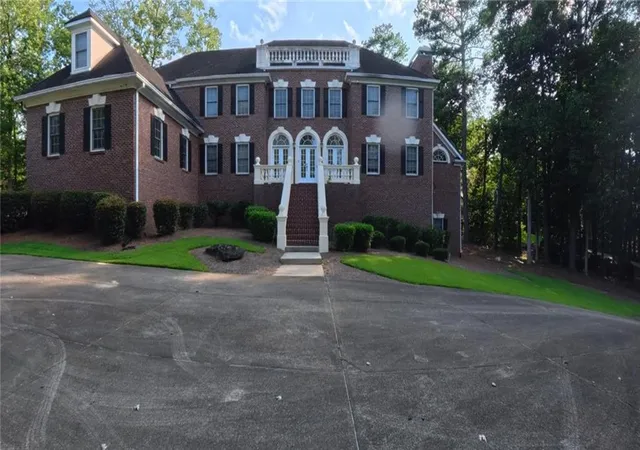 Photo 1 of Single family home for sale at 2385 Hopewell Plantation Dr, Alpharetta, GA 30004 | MLS# 7800221 | Listing updated on 2026-08-20