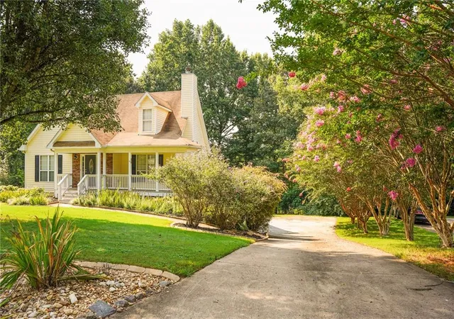 1st image of 6960 N Glen Dr, Cumming, GA 30028 | MLS# 7813618