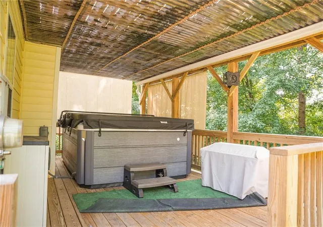 5th image of 6960 N Glen Dr, Cumming, GA 30028 | MLS# 7813618