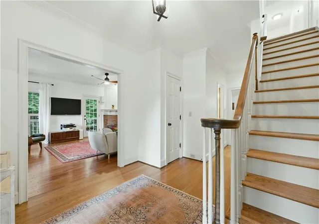 5th image of 196 Roe Hampton Ln, Stone Mountain, GA 30087 | MLS# 7806134