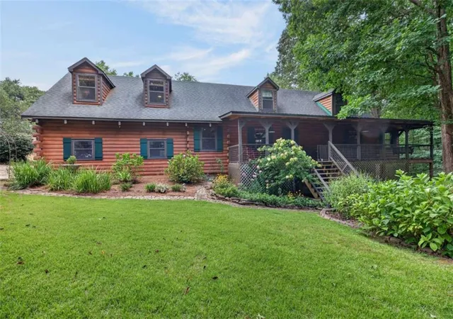 Photo 3 of Sale Pending at 7048 Shell Rd, Winston, GA 30187 | MLS# 7821389 | Listing updated on 2026-09-03