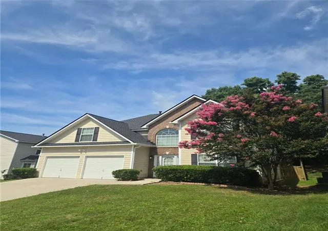 3rd image of 6613 Pamplona Pl, Atlanta, GA 30349 | MLS# 7774450
