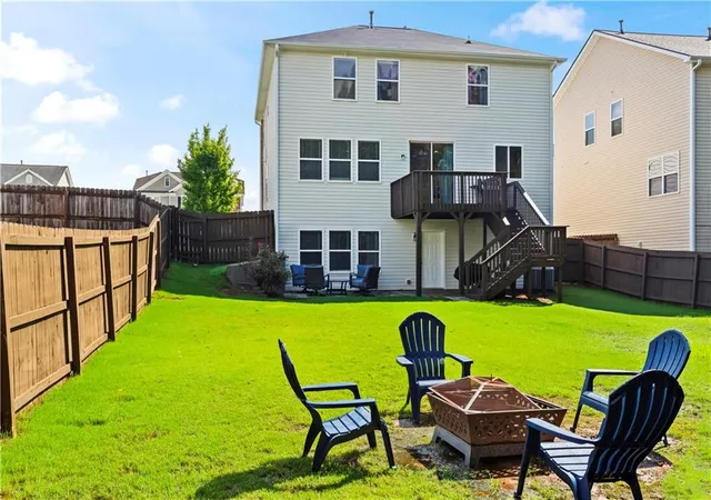 Photo 2 of Sale Pending at 3855 New Salem Ct, Cumming, GA 30040 | MLS# 7790323 | Listing updated on 2026-08-30