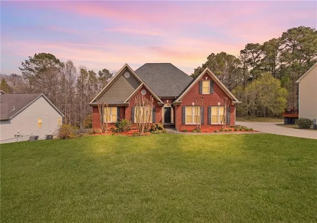 Homes for sale in Lawrenceville, GA | 825 Harbor Bay Dr, Lawrenceville, GA 30045 | MLS# 7726857