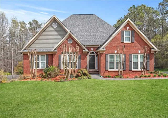 Homes for sale in Lawrenceville, GA | 825 Harbor Bay Dr, Lawrenceville, GA 30045 | MLS# 7726857