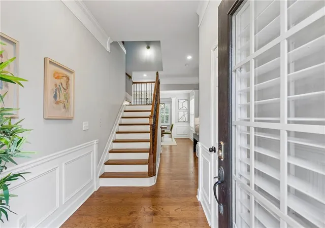 2nd image of 114 Barkley Ln, Sandy Springs, GA 30328 | MLS# 7790040