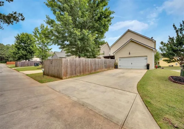 image of 15 Kevin Ct, Porterdale, GA 30014 | MLS# 7780789
