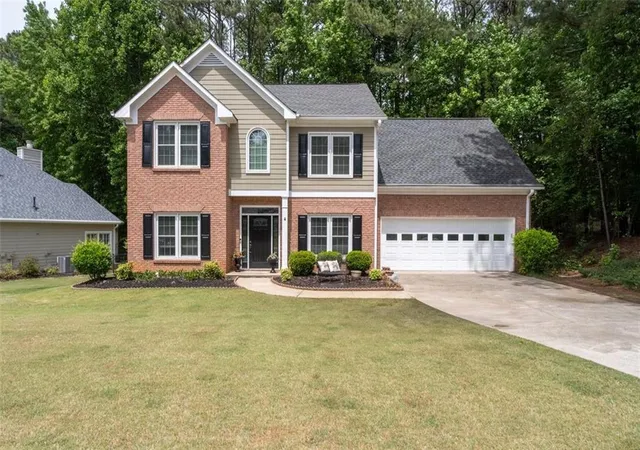 Photo 1 of Single family home for sale at 2950 Ivey Ridge Ln, Johns Creek, GA 30076 | MLS# 7760291 | Listing updated on 2026-08-14