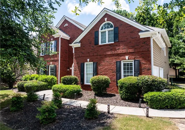 1st image of 1928 Barrett Knoll Cir Nw, Kennesaw, GA 30152 | MLS# 7802820