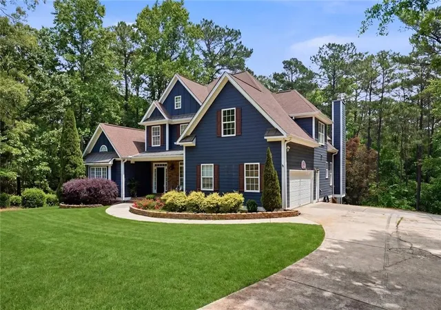 Photo 3 of Single family home for sale at 12 N Alexander Crk Rd, Newnan, GA 30263 | MLS# 7769416 | Listing updated on 2026-09-09