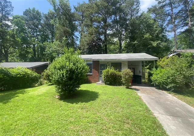 1st image of 2776 Santa Barbara Dr Nw, Atlanta, GA 30318 | MLS# 7768925