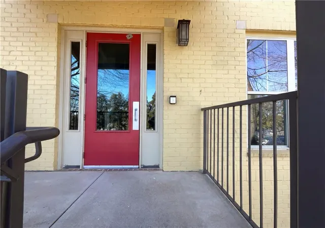 2nd image of 1195 Milton Ter Se #2204, Atlanta, GA 30315 | MLS# 7771527